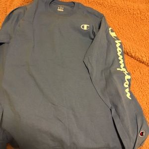 Champion long sleeve shirt